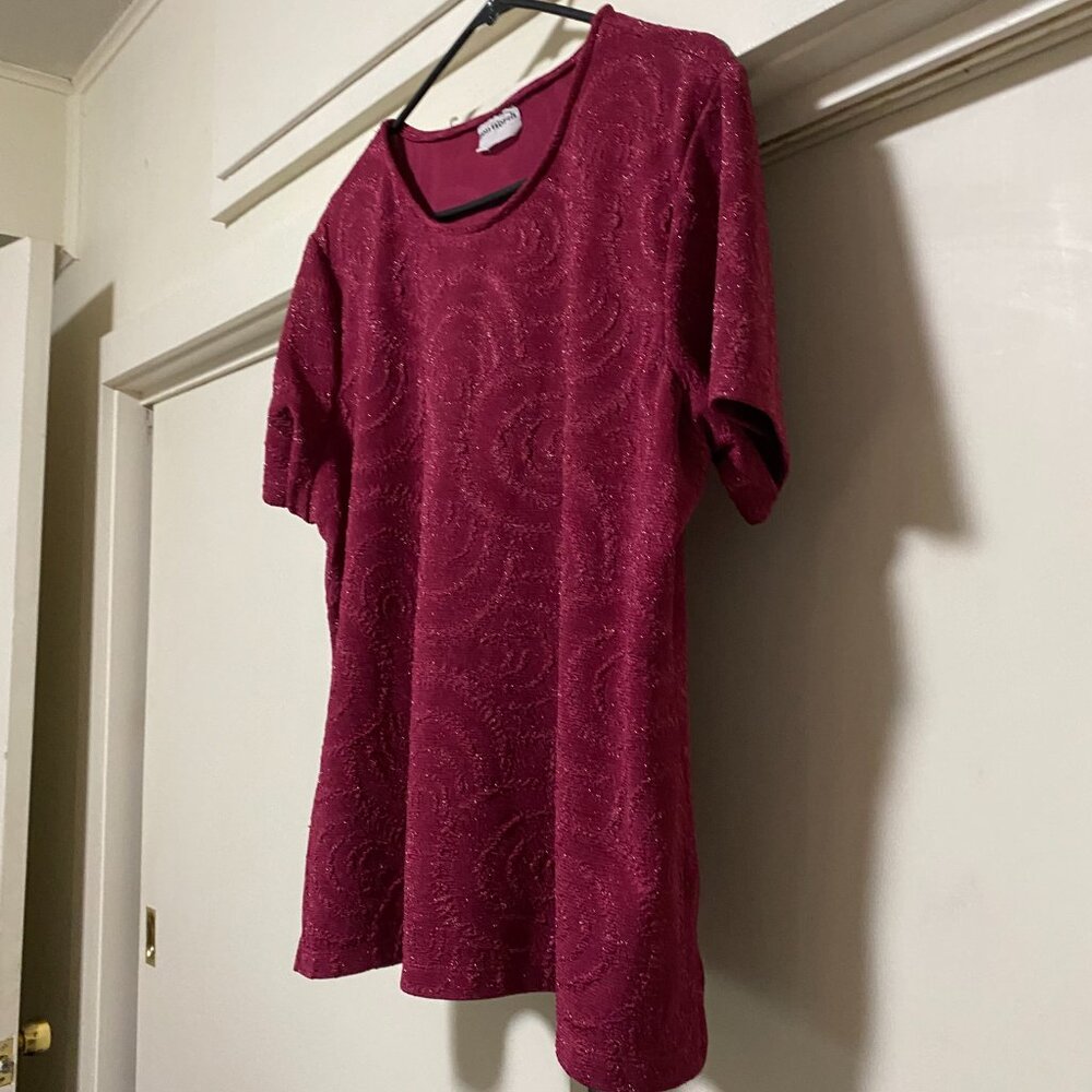 SPARKLES IN SWIRLS, BonWorth maroon sparkle tunic, size XL